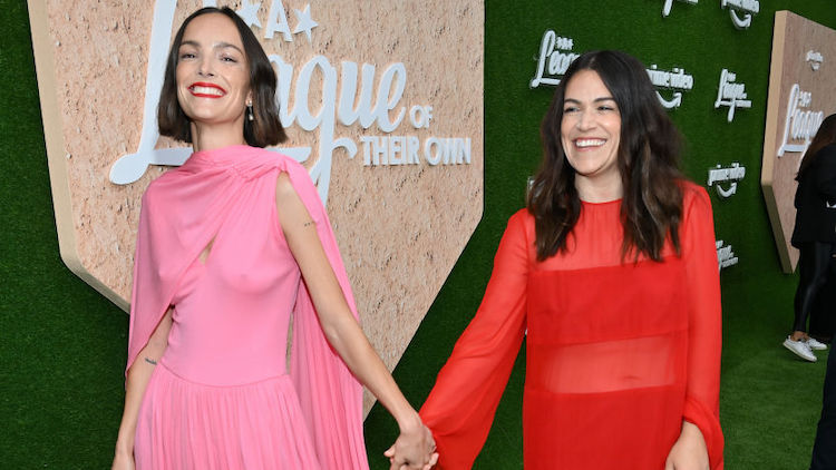 Abbi Jacobson Engaged To Girlfriend Jodi Balfour Altabears Place